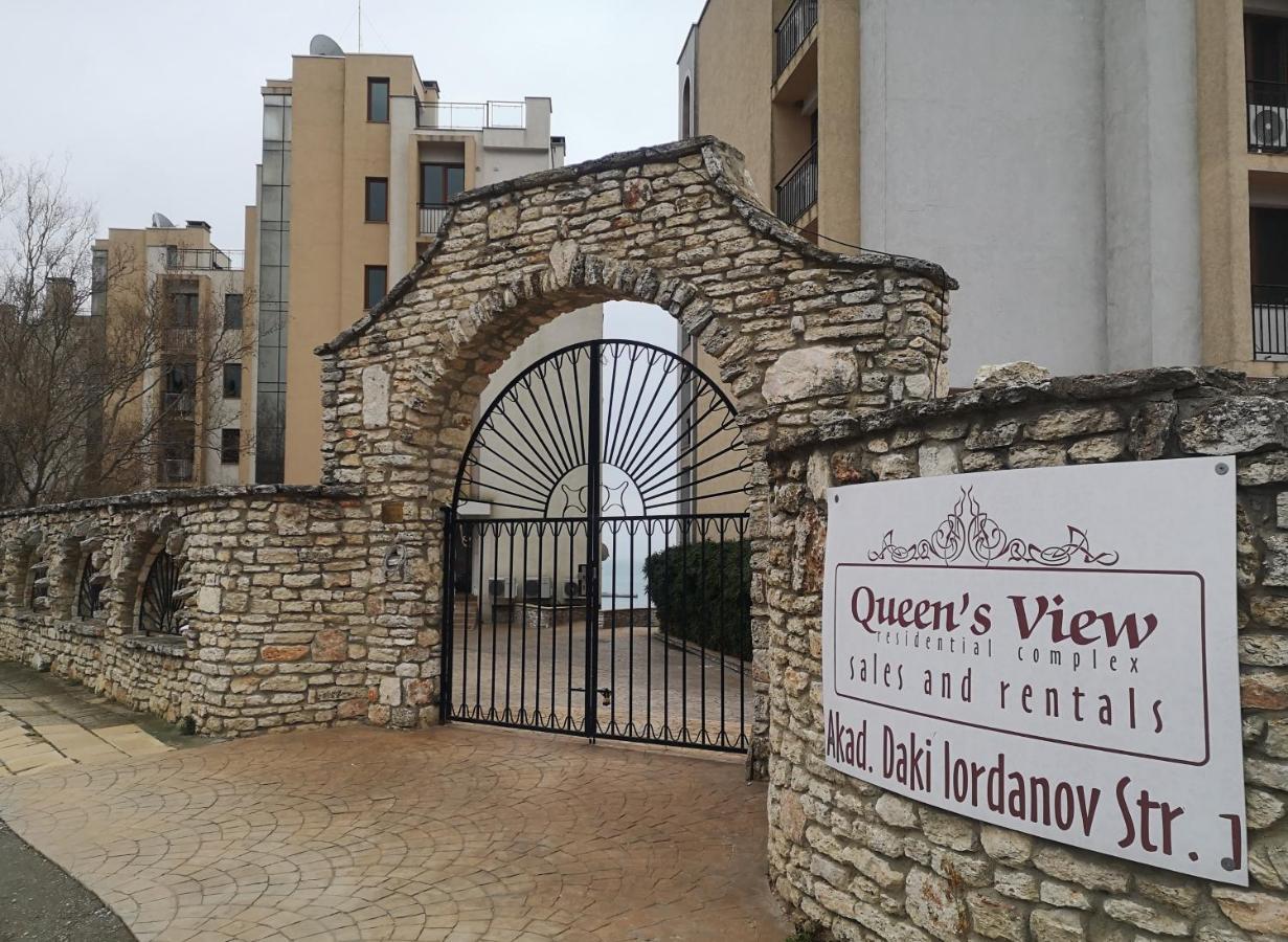 Апартаменты Queen's View App-9 Free Pool,parking, Fitness & Sea View